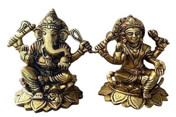 Lord Laxmi Ganesha Brass Idols/Statues, 1.5 Kg, 10.5 cm