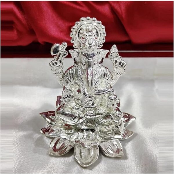 Ganesh Idol in Pure 925 Silver / Ganpati Statue in Silver / Ganeshji On Kamal Statue 2.5 Inch (190GMS)