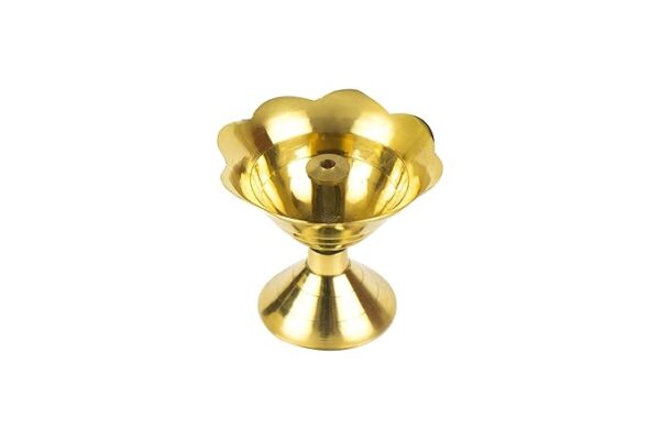 Traditional Brass Diya for Puja | Pooja Aarti | Arti Deepak Deepam Oil Lamp for Home Temple Puja Articles Decor Gifts -SMDP-S (1)